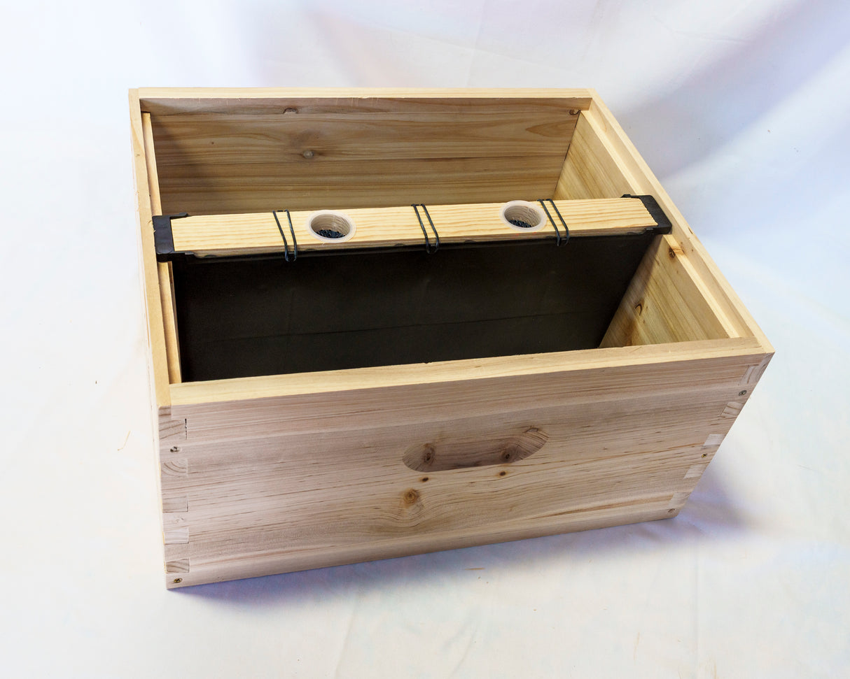 In Frame Feeder 1 Gallon