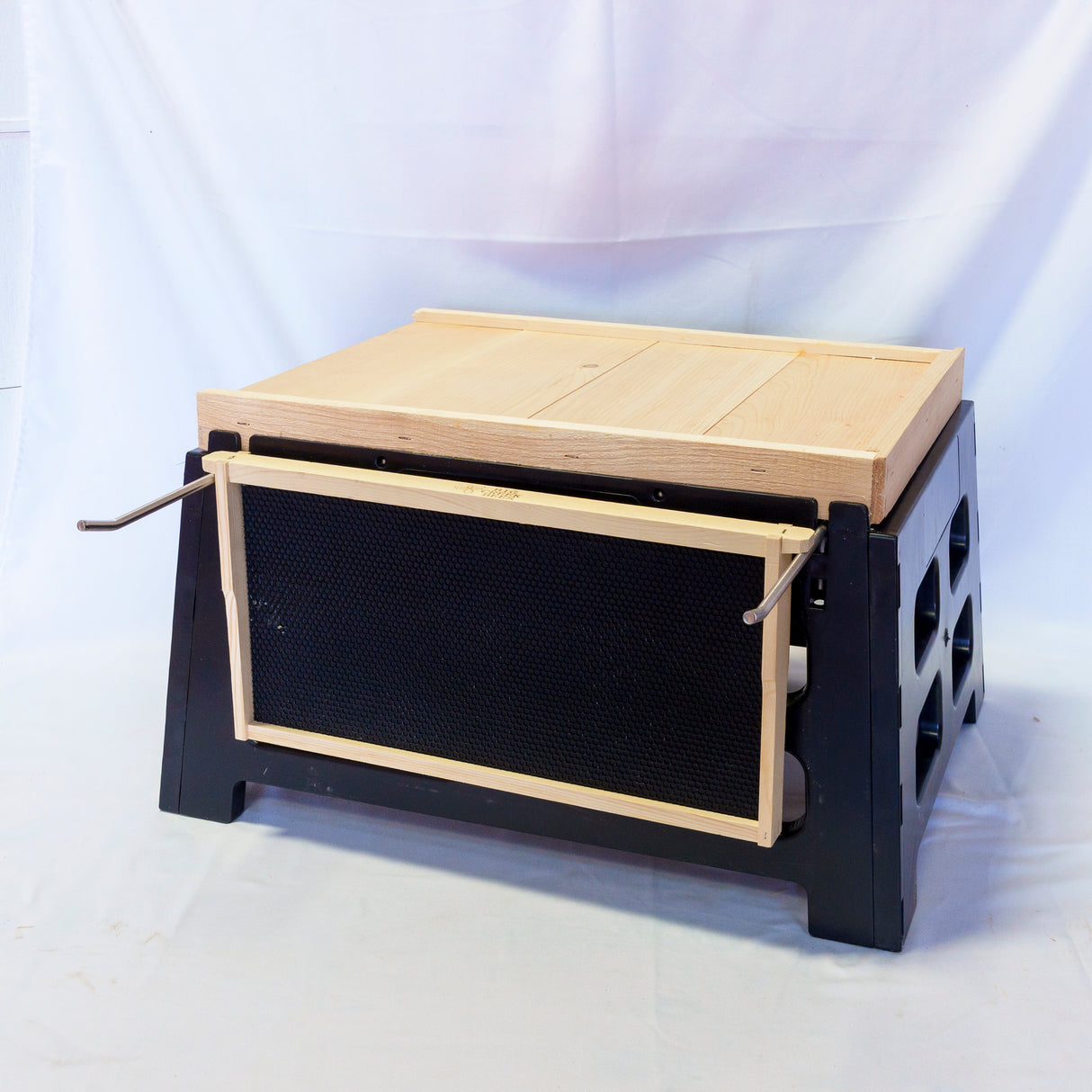 Plastic Hive Stand with Frame Holder