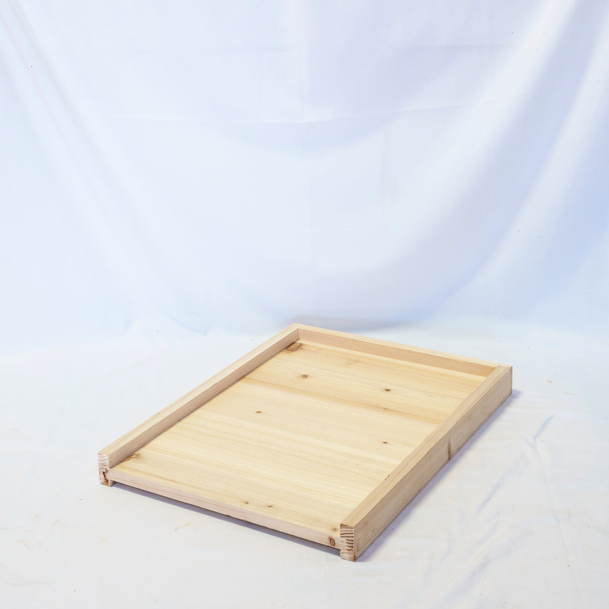 8 Frame Bottom Board